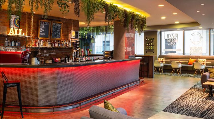 Ibis London City Exterior