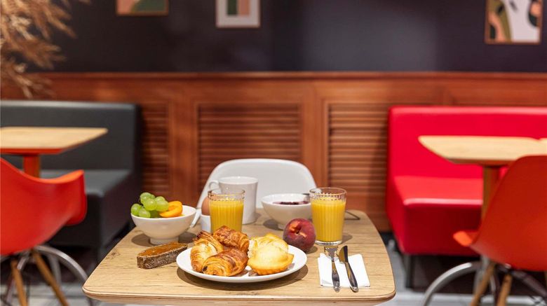 <b>Ibis Daumesnil Porte Doree Restaurant</b>. Images powered by <a href="https://iceportal.shijigroup.com/" title="IcePortal" target="_blank">IcePortal</a>.