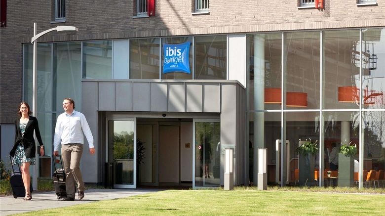 <b>Ibis Budget Brugge Centrum Station Exterior</b>. Images powered by <a href="https://iceportal.shijigroup.com/" title="IcePortal" target="_blank">IcePortal</a>.