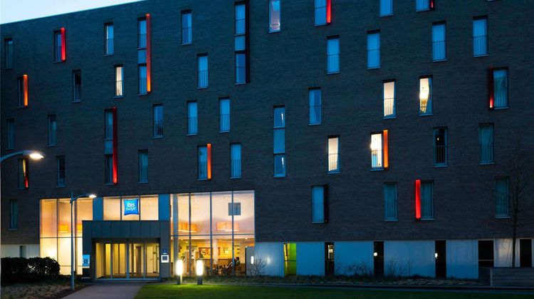 Ibis Budget Brugge Centrum Station Exterior