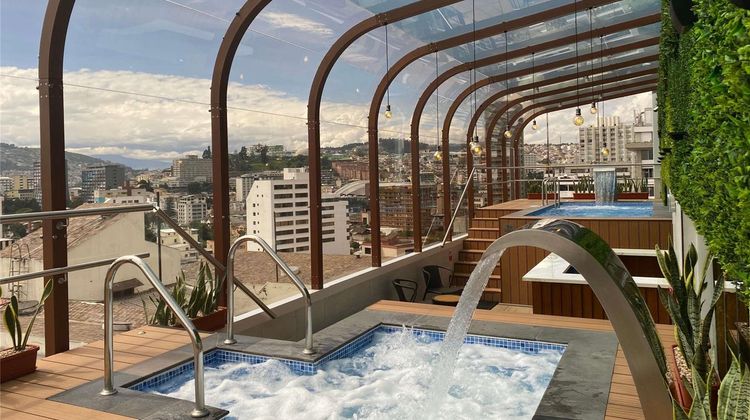Mercure Grand Hotel Alameda Quito Pool