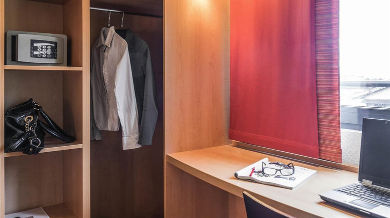 <b>Ibis Milano Malpensa Airport Room</b>. Images powered by <a href="https://iceportal.shijigroup.com/" title="IcePortal" target="_blank">IcePortal</a>.