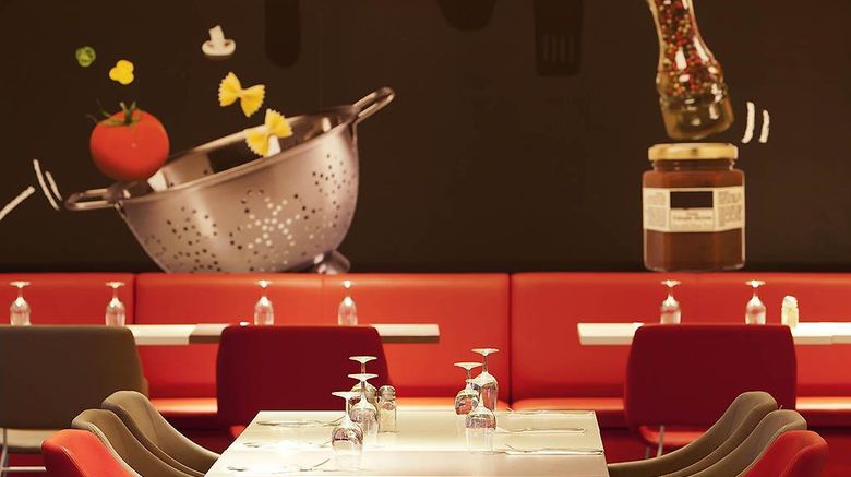 <b>Ibis Milano Malpensa Airport Restaurant</b>. Images powered by <a href="https://iceportal.shijigroup.com/" title="IcePortal" target="_blank">IcePortal</a>.