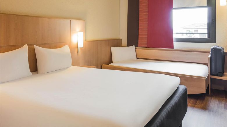 <b>Ibis Milano Malpensa Airport Room</b>. Images powered by <a href="https://iceportal.shijigroup.com/" title="IcePortal" target="_blank">IcePortal</a>.