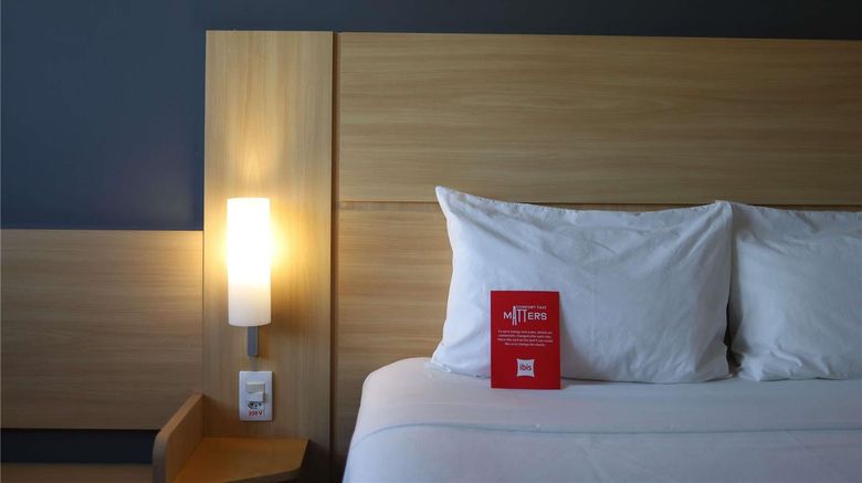 <b>Ibis Salvador Rio Vermelho Room</b>. Images powered by <a href="https://iceportal.shijigroup.com/" title="IcePortal" target="_blank">IcePortal</a>.