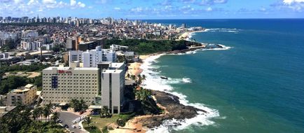 Ibis Salvador Rio Vermelho Exterior