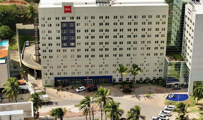 Ibis Salvador Rio Vermelho Exterior