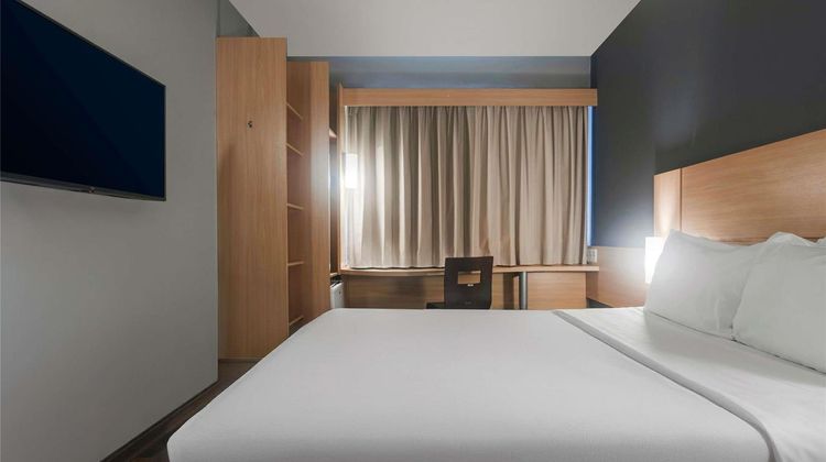 Ibis Salvador Rio Vermelho Room