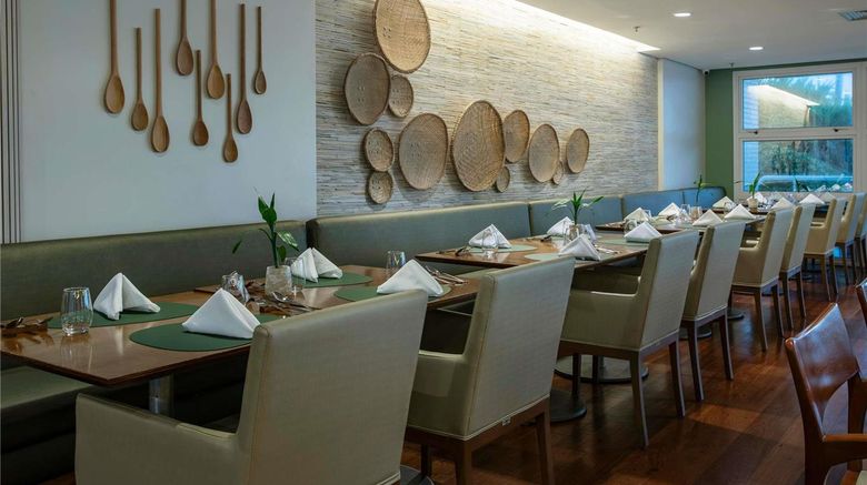 <b>Mercure Hotel Salvador Rio Vermelho Restaurant</b>. Images powered by <a href="https://iceportal.shijigroup.com/" title="IcePortal" target="_blank">IcePortal</a>.