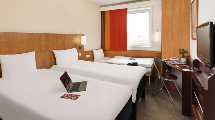 Ibis Praha Mala Strana Room