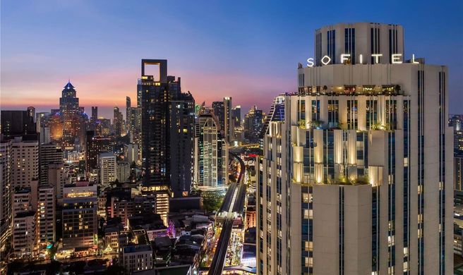 Sofitel Bangkok Sukhumvit Exterior