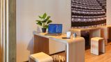<b>Ibis Hotel Lorient Centre Gare Meeting</b>. Images powered by <a href="https://iceportal.shijigroup.com/" title="IcePortal" target="_blank">IcePortal</a>.
