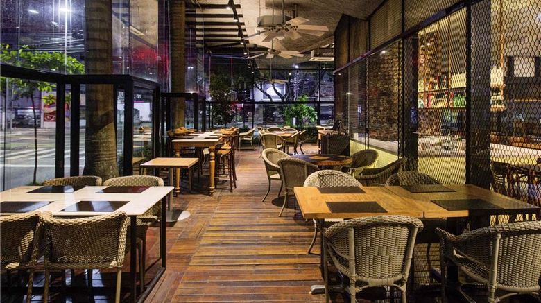 <b>Ibis Vitoria Restaurant</b>. Images powered by <a href="https://iceportal.shijigroup.com/" title="IcePortal" target="_blank">IcePortal</a>.
