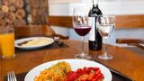 <b>Ibis Vitoria Restaurant</b>. Images powered by <a href="https://iceportal.shijigroup.com/" title="IcePortal" target="_blank">IcePortal</a>.