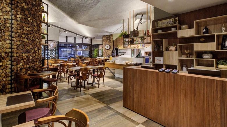<b>Ibis Vitoria Exterior</b>. Images powered by <a href="https://iceportal.shijigroup.com/" title="IcePortal" target="_blank">IcePortal</a>.