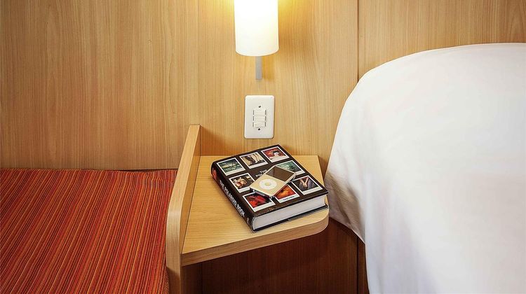 Ibis Vitoria Room
