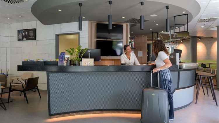 Suite Novotel Parkstadt Schwabing Exterior
