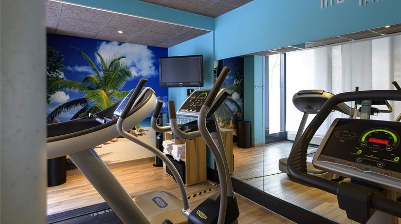 <b>Suite Novotel Parkstadt Schwabing Health</b>. Images powered by <a href="https://iceportal.shijigroup.com/" title="IcePortal" target="_blank">IcePortal</a>.