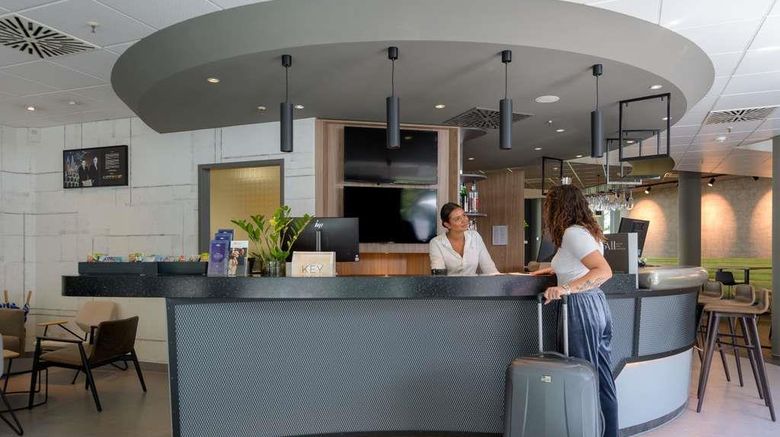 Suite Novotel Parkstadt Schwabing Exterior. Images powered by <a href="https://iceportal.shijigroup.com" target="_blank" rel="noopener">Ice Portal</a>.