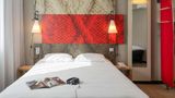 <b>Ibis Lyon Caluire Palais des Congres Room</b>. Images powered by <a href="https://iceportal.shijigroup.com/" title="IcePortal" target="_blank">IcePortal</a>.