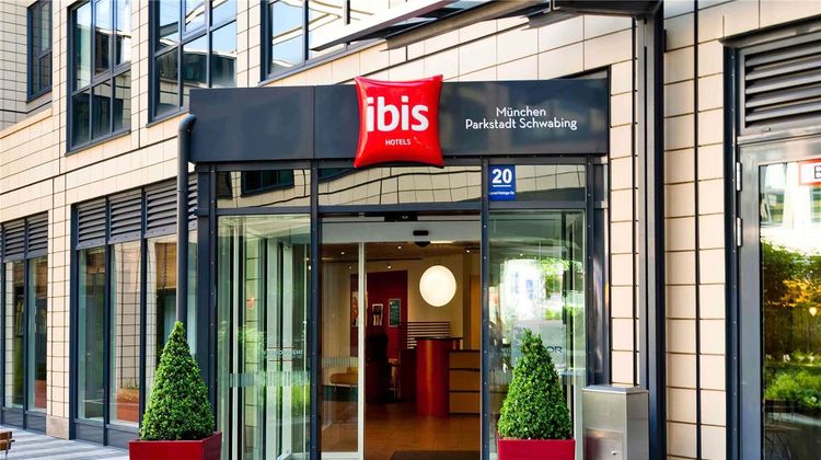 Ibis Muenchen Parkstadt Schwabing Exterior