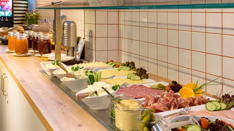 <b>Ibis Budget Hamburg St. Pauli Messe Exterior</b>. Images powered by <a href="https://iceportal.shijigroup.com/" title="IcePortal" target="_blank">IcePortal</a>.