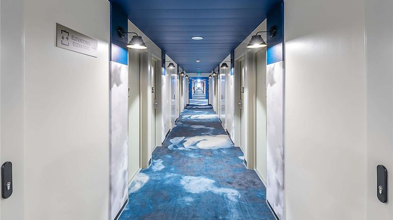 <b>Hotel Ibis Lisboa Alfragide Room</b>. Images powered by <a href="https://iceportal.shijigroup.com/" title="IcePortal" target="_blank">IcePortal</a>.