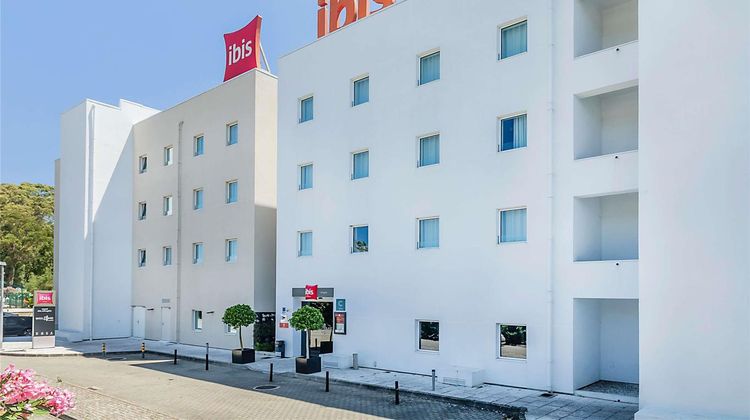 Hotel Ibis Lisboa Alfragide Exterior