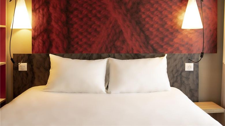 <b>Ibis Paris Tour Montparnasse Room</b>. Images powered by <a href="https://iceportal.shijigroup.com/" title="IcePortal" target="_blank">IcePortal</a>.