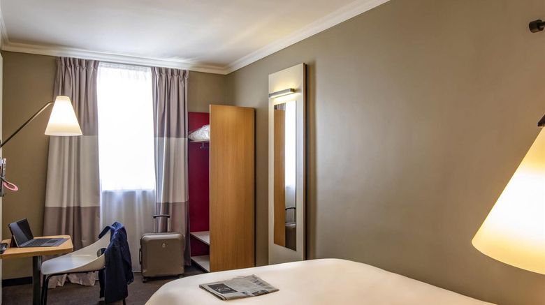 <b>Ibis Paris Tour Montparnasse Room</b>. Images powered by <a href="https://iceportal.shijigroup.com/" title="IcePortal" target="_blank">IcePortal</a>.