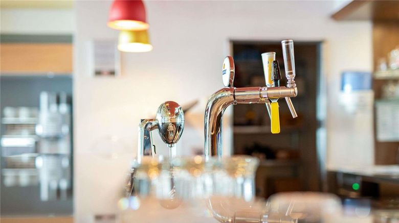 <b>Ibis Fribourg Restaurant</b>. Images powered by <a href="https://iceportal.shijigroup.com/" title="IcePortal" target="_blank">IcePortal</a>.