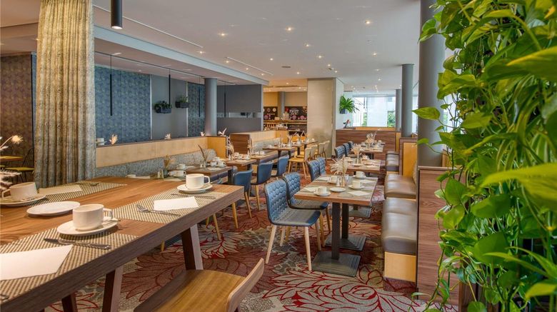 <b>Mercure Hotel Berlin City Restaurant</b>. Images powered by <a href="https://iceportal.shijigroup.com/" title="IcePortal" target="_blank">IcePortal</a>.