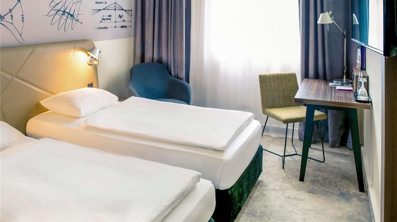<b>Mercure Hotel Berlin City Room</b>. Images powered by <a href="https://iceportal.shijigroup.com/" title="IcePortal" target="_blank">IcePortal</a>.