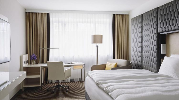 Pullman Berlin Schweizerhof Room