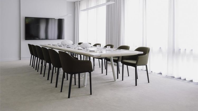 Pullman Berlin Schweizerhof Meeting