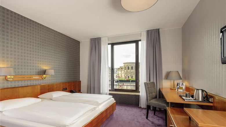 <b>Mercure Hotel Trier Porta Nigra Room</b>. Images powered by <a href="https://iceportal.shijigroup.com/" title="IcePortal" target="_blank">IcePortal</a>.