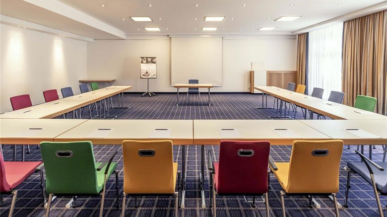 <b>Mercure Hotel Koeln City Friesenstrasse Meeting</b>. Images powered by <a href="https://iceportal.shijigroup.com/" title="IcePortal" target="_blank">IcePortal</a>.