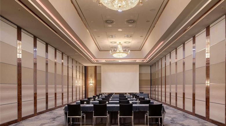 <b>Pullman Cologne Meeting</b>. Images powered by <a href="https://iceportal.shijigroup.com/" title="IcePortal" target="_blank">IcePortal</a>.