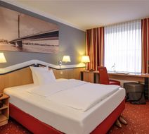 Mercure Hotel Ratingen Room