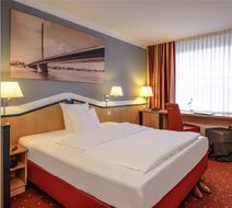 Mercure Hotel Ratingen Room