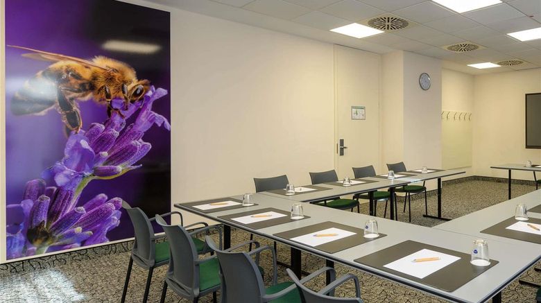 <b>Mercure Hotel Erfurt Altstadt Meeting</b>. Images powered by <a href="https://iceportal.shijigroup.com/" title="IcePortal" target="_blank">IcePortal</a>.
