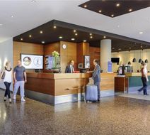 Novotel Erlangen Exterior