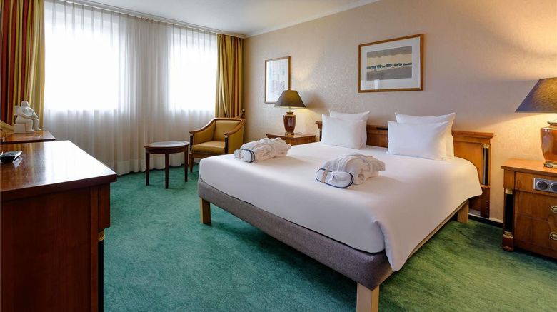 <b>Novotel Freiburg Am Konzerthaus Room</b>. Images powered by <a href="https://iceportal.shijigroup.com/" title="IcePortal" target="_blank">IcePortal</a>.