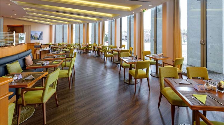Novotel Freiburg Am Konzerthaus Restaurant