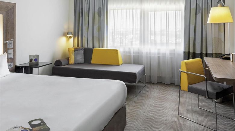 <b>Novotel Den Haag World Forum Room</b>. Images powered by <a href="https://iceportal.shijigroup.com/" title="IcePortal" target="_blank">IcePortal</a>.