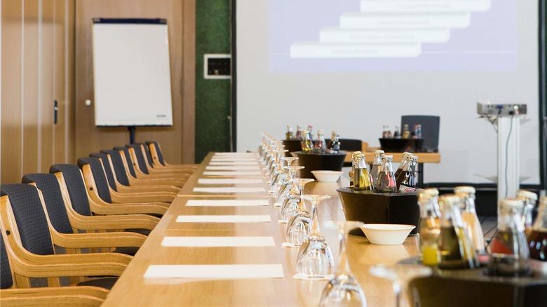 <b>Novotel Hannover Other</b>. Images powered by <a href="https://iceportal.shijigroup.com/" title="IcePortal" target="_blank">IcePortal</a>.