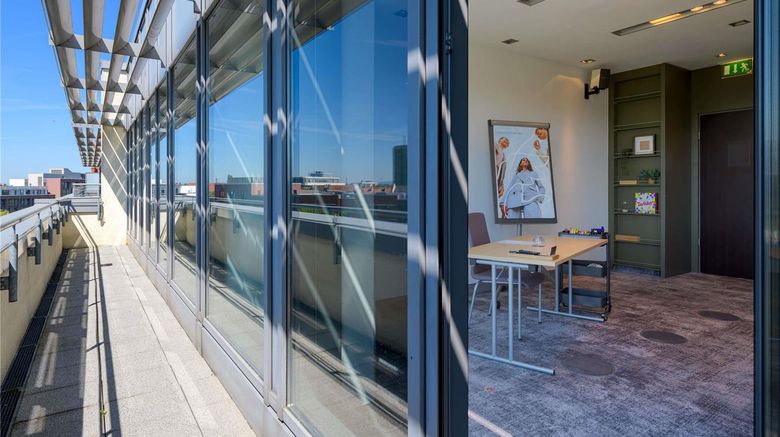 <b>Mercure Hannover Mitte Meeting</b>. Images powered by <a href="https://iceportal.shijigroup.com/" title="IcePortal" target="_blank">IcePortal</a>.
