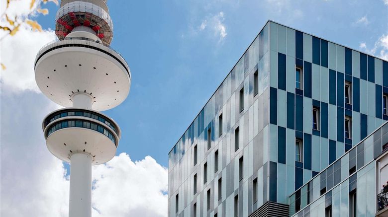 <b>Mercure Hotel Hamburg Mitte Exterior</b>. Images powered by <a href="https://iceportal.shijigroup.com/" title="IcePortal" target="_blank">IcePortal</a>.