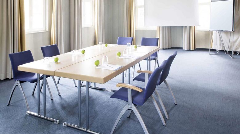 <b>Novotel Hildesheim Meeting</b>. Images powered by <a href="https://iceportal.shijigroup.com/" title="IcePortal" target="_blank">IcePortal</a>.