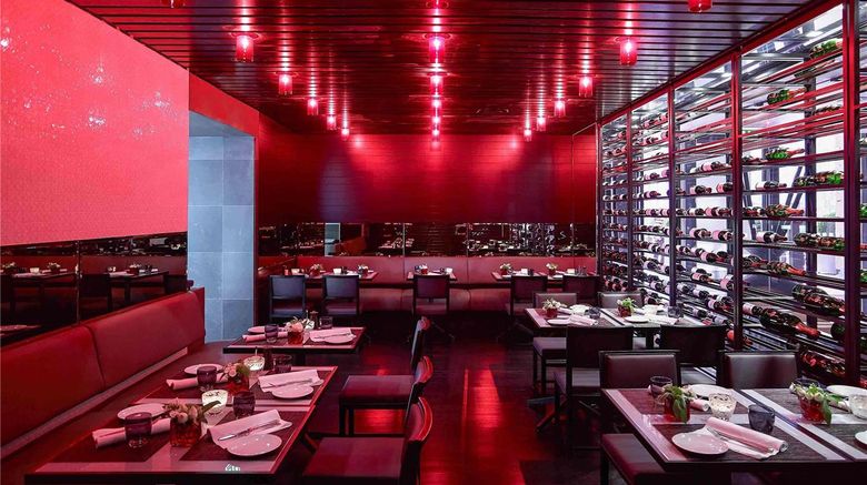 <b>Sofitel Munich Bayerpost Restaurant</b>. Images powered by <a href="https://iceportal.shijigroup.com/" title="IcePortal" target="_blank">IcePortal</a>.